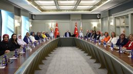 Cumhurbaşkanı Erdoğan, AK Parti'li Kadın Belediye Başkanlarını Ağırladı
