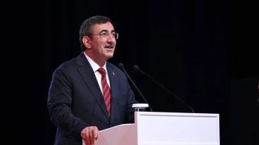 Cumhurbaşkanı Yardımcısı Yılmaz, Kırgızistan-T&uuml;rkiye Manas &Uuml;niversitesi&rsquo;nde A&ccedil;ıklamada Bulundu