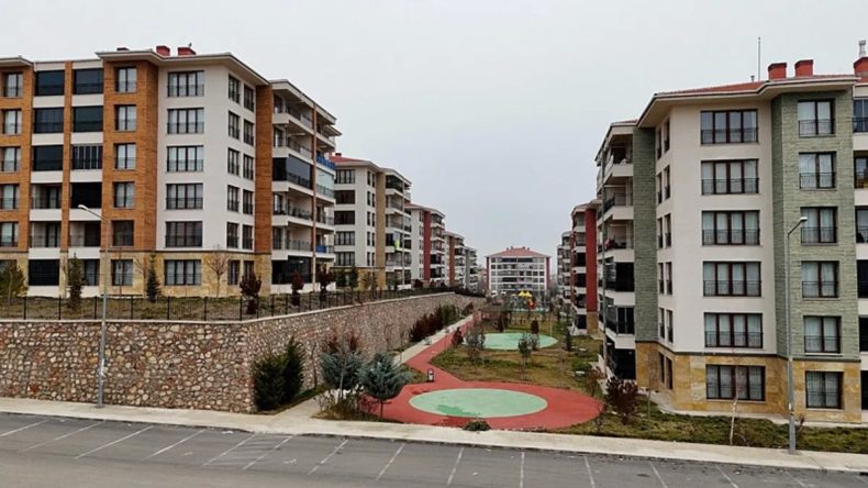 Cumhurbaşkanlığı İletişim Başkanlığı'ndan Deprem Konutları Hakkında Duyuru