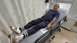 Darp Edilen Kadını Kurtarırken Yaralandı: "Yetişmeseydim, Kadın Belki de Ölecekti"