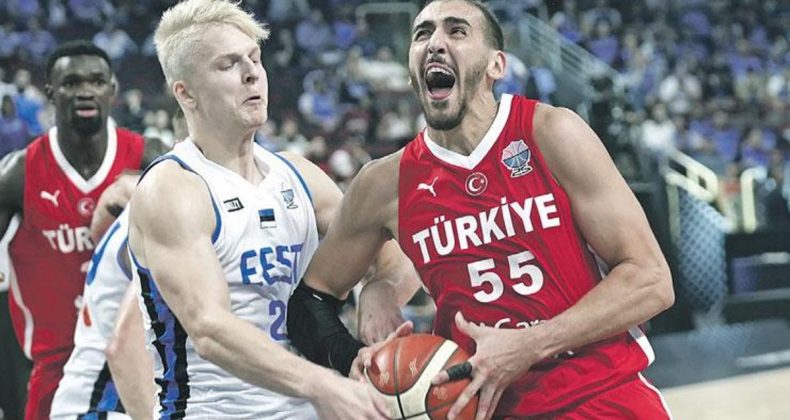 Dev Adamlar Estonya’yı ezdi