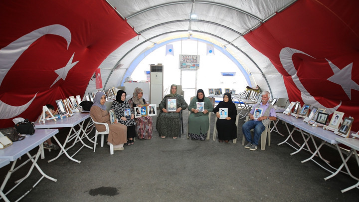 Diyarbakır Annelerinin Evlat Nöbeti 7. Yılında… 'Süreçten Dolayı Umutluyuz'