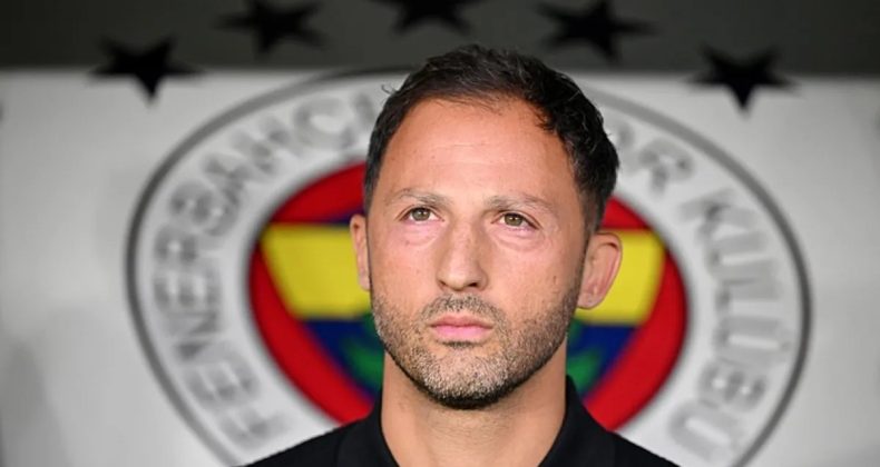 Domenico Tedesco: "Bazen 1 kişi fazla oynamak o kadar da kolay değildir"