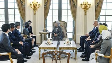 Emine Erdoğan, Japonya Altes Prensesi Mikasa ile g&ouml;r&uuml;şt&uuml;!