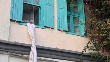 Facianın sembol g&ouml;r&uuml;nt&uuml;s&uuml; olmuştu | Acılı iş insanı, kaldığı otelin penceresinden &ccedil;arşaf sarkıttı
