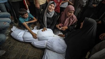 Gazze'de Soykırım: İsrail 20 G&uuml;nde 1100 Filistinliyi Katletti