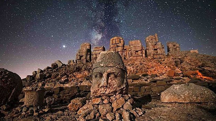 Gece Müze Deneyimi 27 Tarihi Mekânda Devam Ediyor