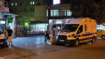 G&ouml;ztepe-Beşiktaş Ma&ccedil;ı Sonrası Taraftarlar Arasında Kavga: 1 &Ouml;l&uuml;, 6 Yaralı