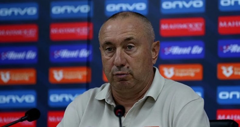Göztepe Teknik Direktörü Stanimir Stoilov: "İki takım da galibiyeti hak etmedi"