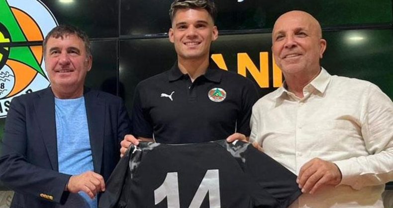 Hagi'nin Oğlu Alanyaspor'a Transfer Oldu