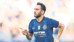 Hakan İstedi, İnter Bırakmadı!