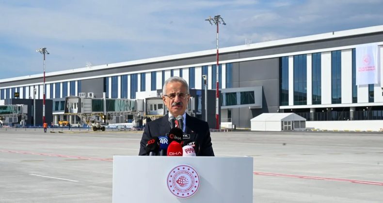 Her 2 Yolcudan Biri İstanbul’daki Havalimanlarından Uçtu! İstanbul ve Sabiha Gökçen Havalimanları 12,9 Milyon Yolcuya Hizmet Verdi
