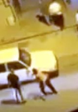 İki grup arasındaki s&ouml;zl&uuml; tartışma silahlı kavgaya d&ouml;n&uuml;şt&uuml;