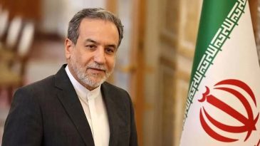 İran Dışişleri Bakanı İsrail'in N&uuml;kleer Silahlarına Karşı &Ccedil;ıktı