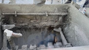 Isparta'da &Uuml;z&uuml;c&uuml; Bir Kaza! Beton Karıştırıcısına D&uuml;şerek Hayatını Kaybetti