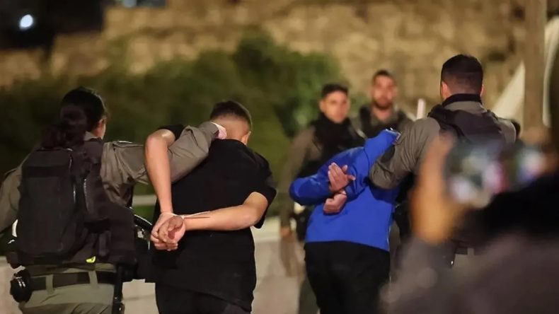 İsrail'in Zulmü Derinleşiyor: Hapishanelerde Elektroşok, Açlık ve Hastalıklar Kol Geziyor