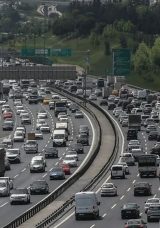 İstanbul'da Haftanın İlk İş G&uuml;n&uuml; Trafik Yoğunluğu Y&uuml;zde 71'e Ulaştı