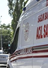 İstanbul'da S&uuml;r&uuml;c&uuml;ler "L&uuml;tfen Ambulansa Yol Ver" Anonsunu Radyodan Duyacak