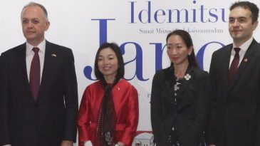 Japonya Prensesi Mikasa, T&uuml;rkiye'deki Sergi A&ccedil;ılışına Katıldı