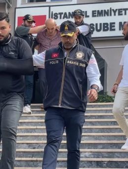 Kadına Şiddet Müdahalesinde Bıçaklama Olayı!