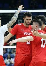 Kanada – T&uuml;rkiye Voleybol Ma&ccedil;ı Canlı İzle! TRT Spor Yıldız ile Filenin Efeleri Parkede