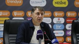 Kasımpaşa Teknik Direktörü Şota Arveladze: "Dengeli bir maç oldu"