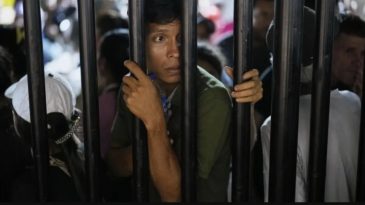 Kolombiya&rsquo;da Hapishane Yangını: 5 Mahkum Hayatını Kaybetti