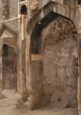 K&ouml;m&uuml;rl&uuml;kten &Ccedil;ıkan 600 Yıllık Dergah Restore Edilerek Ziyarete A&ccedil;ılacak