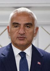 K&uuml;lt&uuml;r ve Turizm Bakanı Ersoy: "Turizmin Yol Arkadaşı K&uuml;lt&uuml;rd&uuml;r"