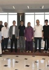 LGS&rsquo;de Başarı G&ouml;steren &Ouml;ğrencileri Başkan Vekili Aksoy Ağırladı