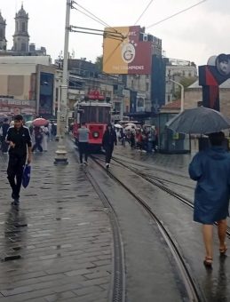 Meteoroloji'den Uyarı: Kuvvetli Sağanak Yağışlar Geliyor! İstanbullular O Tarihe Dikkat