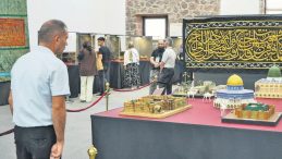 Mevlid-i Nebi Haftası’nda Mukaddes Emanetler’e Yoğun İlgi