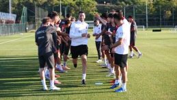 Milliler Tiflis Yolcusu
