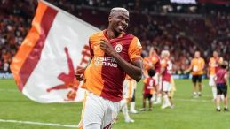 Osimhen Almanya'ya Seyahat Ediyor