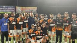 PARSAN futbol takımı şampiyon oldu