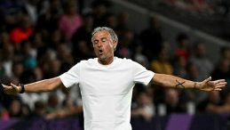 PSG Teknik Direktörü Luis Enrique'nin Köprücük Kemiği Kırıldı!