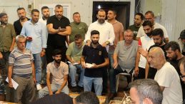 Sabah 05.00'te gelip satın alıyorlar! Hem taze hem çok ucuz… 'Dışarıdaki 1 kilo fiyatına burada 1 kasa alınabiliyor'