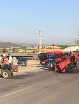 Samsun'da Korkunç Kaza! Kamyonet ve Traktör Çarpıştı: 1'i Ağır 4 Yaralı
