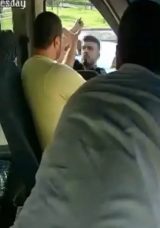 Şanlıurfa'da Otob&uuml;s Şof&ouml;r&uuml;ne Bı&ccedil;akla Saldırı: Oğlu Kurtardı
