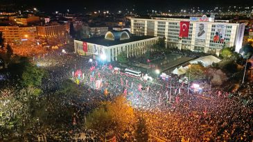 Sara&ccedil;hane'de 13 Kişi Tahliye Edildi