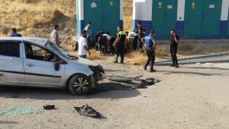 Şırnak'ta Feci Kaza: Refüje Çarpan Otomobildeki Anne ve Bebeği Ağır Yaralandı!