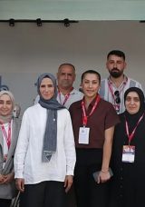 S&uuml;meyye Erdoğan Bayraktar, Engelliler Sarayı standını ziyaret etti