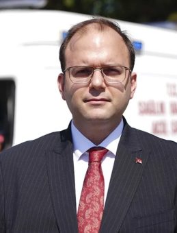 Sürücülere Radyo Anonsu: Lütfen Ambulansa Yol Verin