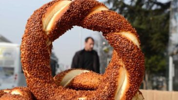 Ticaret Bakanlığı'ndan Simit Fiyatlarıyla İlgili A&ccedil;ıklama