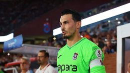 Uğurcan Çakır, Süper Lig Transfer Rekorunu Elden Geçirdi