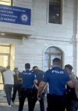 Uyuşturucu Tacirlerine Dronla Baskın: 7 G&ouml;zaltı
