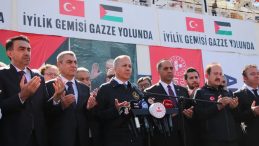 '17. İyilik Gemisi' Gazze'ye uğurlandı; Bakan Yerlikaya "Gazze yalnız değil"