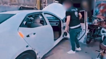 10 İlde 'Change Ara&ccedil;' Şebekelerine Operasyon: 35 Ş&uuml;pheli Yakalandı, 10'u Tutuklandı