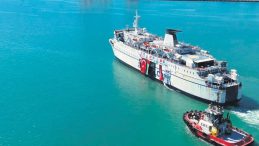 17. İyilik Gemisi ‘Akdeniz’ Gazze’ye uğurlandı