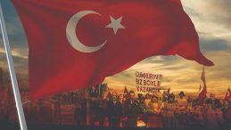 28 Ekim Yarım Gün Mü, 29 Ekim Resmi Tatil Mi? 2025 Cumhuriyet Bayramı Tatili Kaç Gün, Hangi Güne Denk Geliyor?